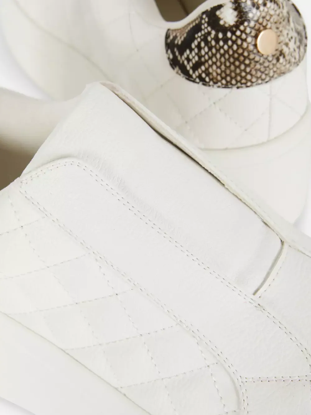 Primark Buty Sportowe|Odzież Domowa I Na Siłownię<Pikowane wsuwane buty sportowe