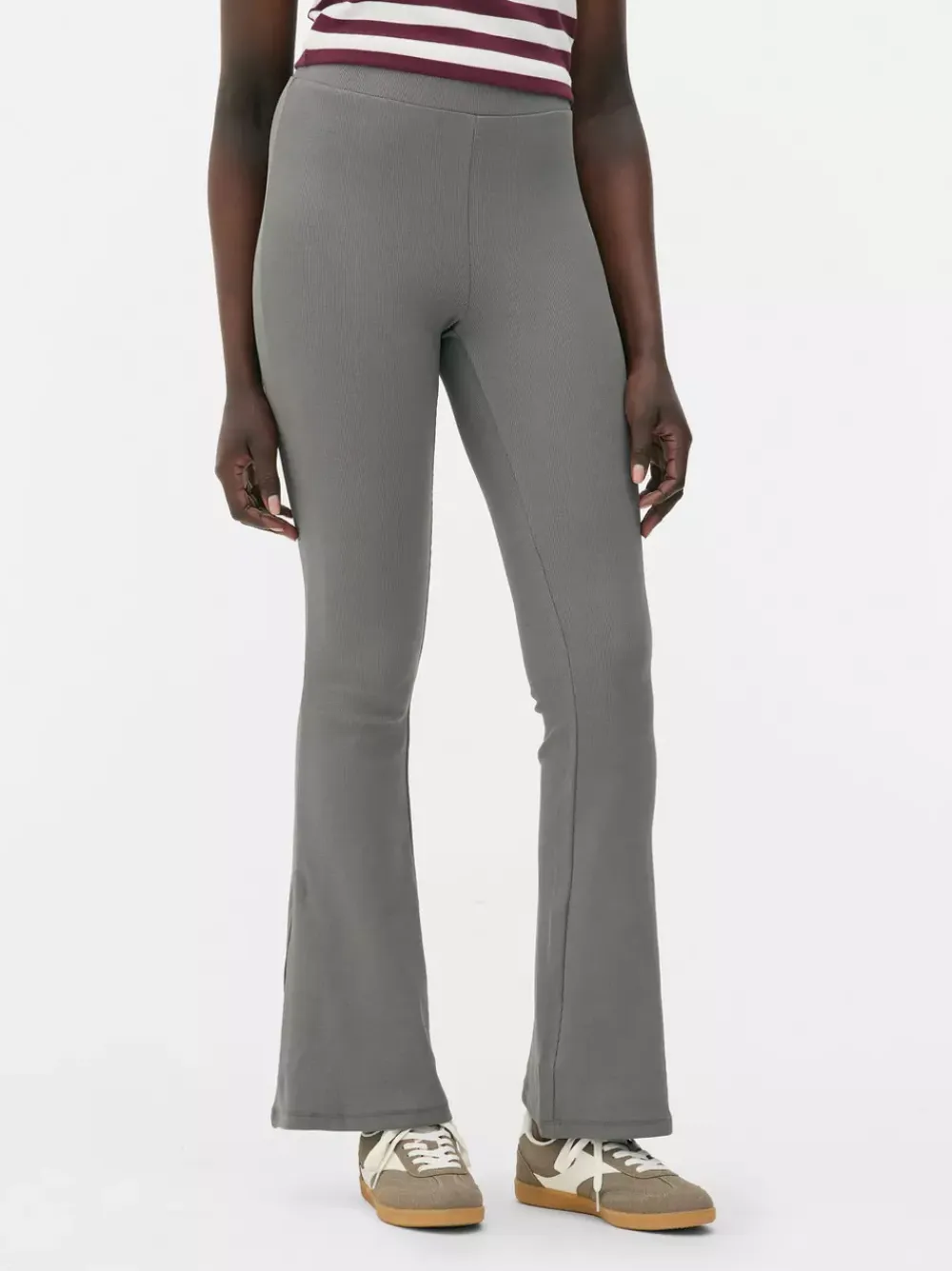 Primark Spodnie I Legginsy<Prążkowane Legginsy z poszerzanymi nogawkami