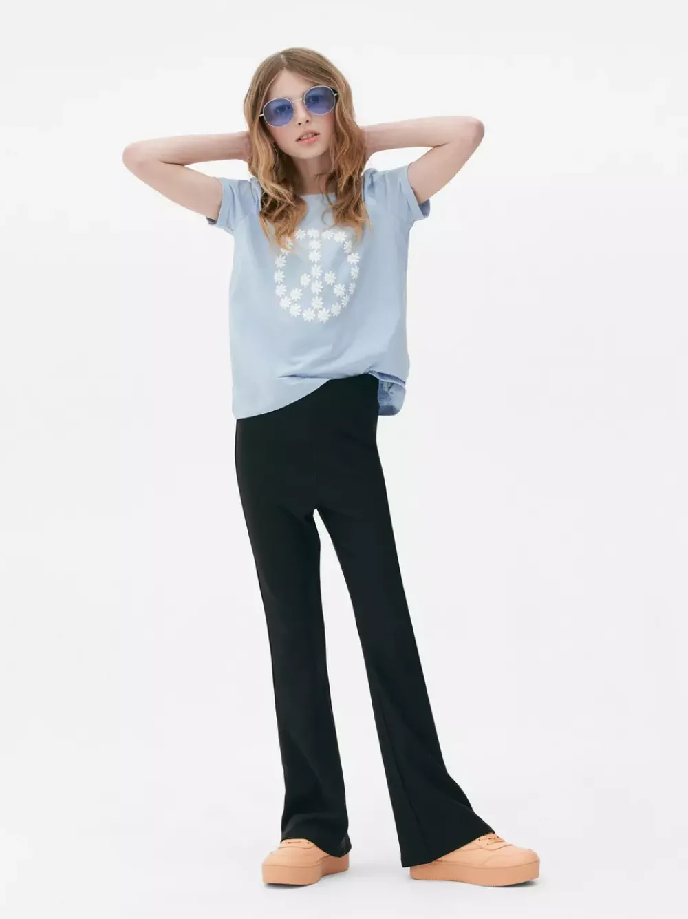 Dzieci Primark Spodnie I Legginsy<Prążkowane spodnie z rozszerzaną nogawką