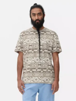 Primark Topy I T-Shirty<T-shirt z geometrycznym nadrukiem