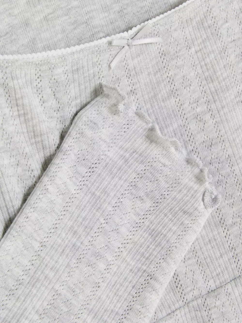 Primark Góry Od Piżamy<Ażurowa góra od piżamy z muszelkowym wykończeniem