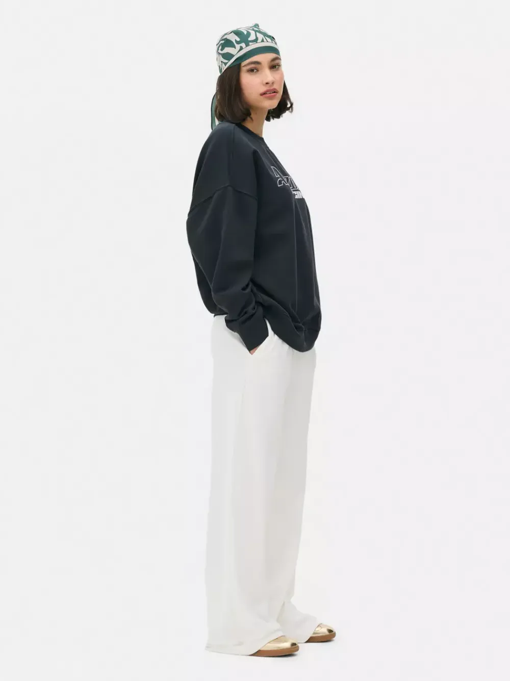 Primark Odzież Domowa I Na Siłownię|Bluzy<Bluza oversize z nadrukiem