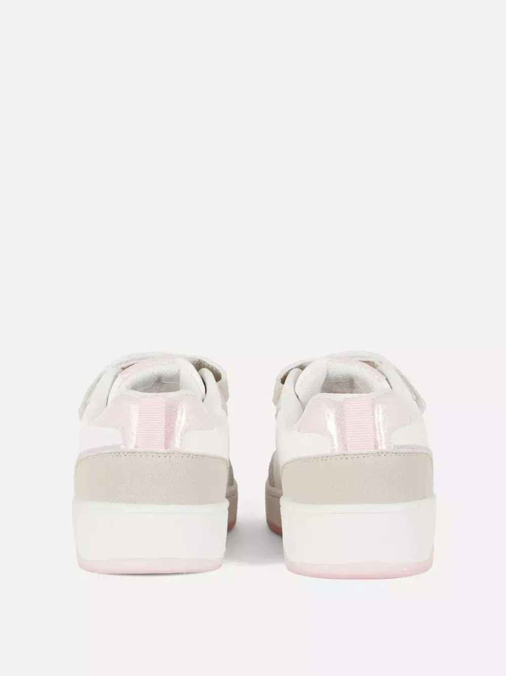Dzieci Primark Buty Sportowe<Buty sportowe z niską cholewką i motywem Disneya