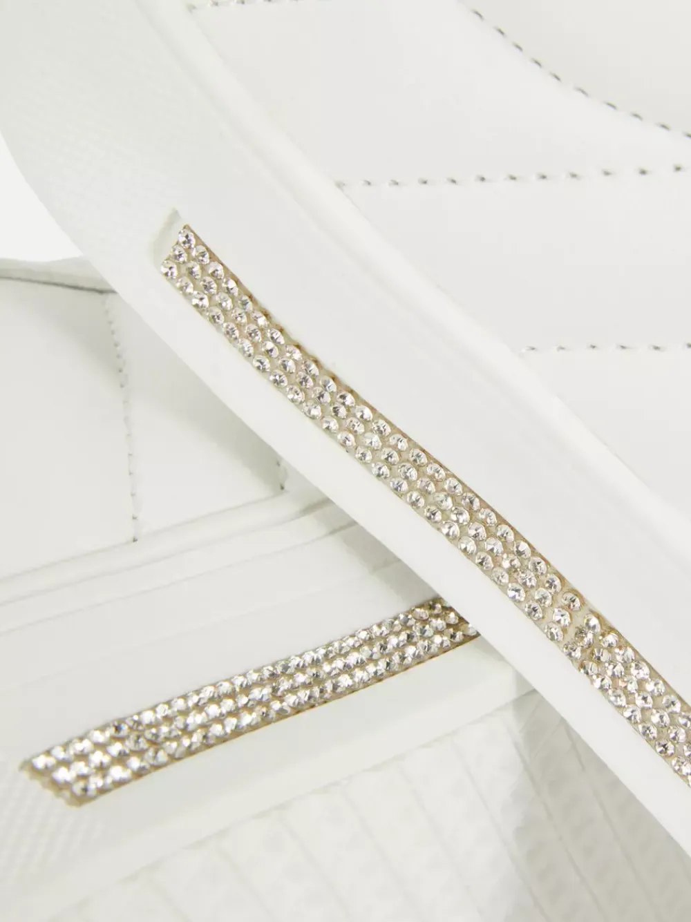 Primark Buty Sportowe|Odzież Domowa I Na Siłownię<Buty sportowe z niską cholewką i strasem