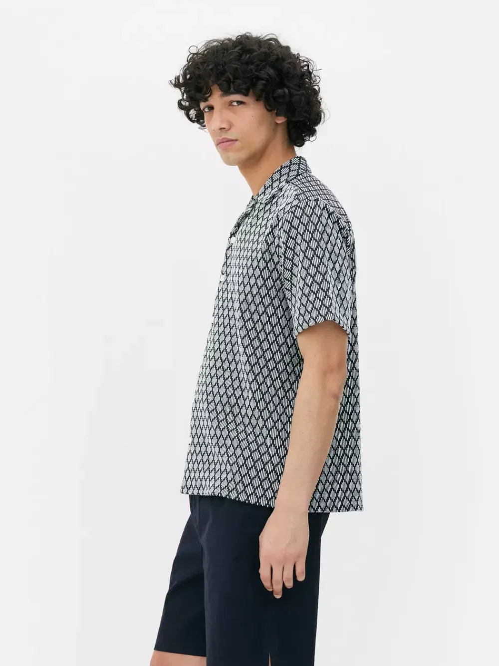 Primark Koszule<Dżersejowa koszula na guziki z geometrycznym wzorem
