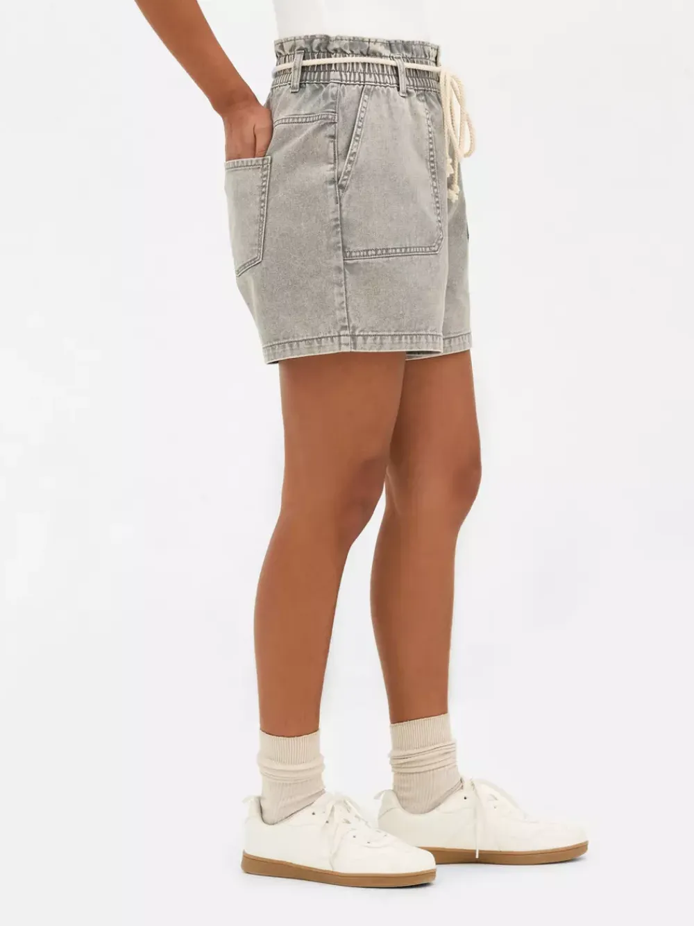Primark Szorty<Jeansowe szorty bermudy ze sznurkowym wiązaniem