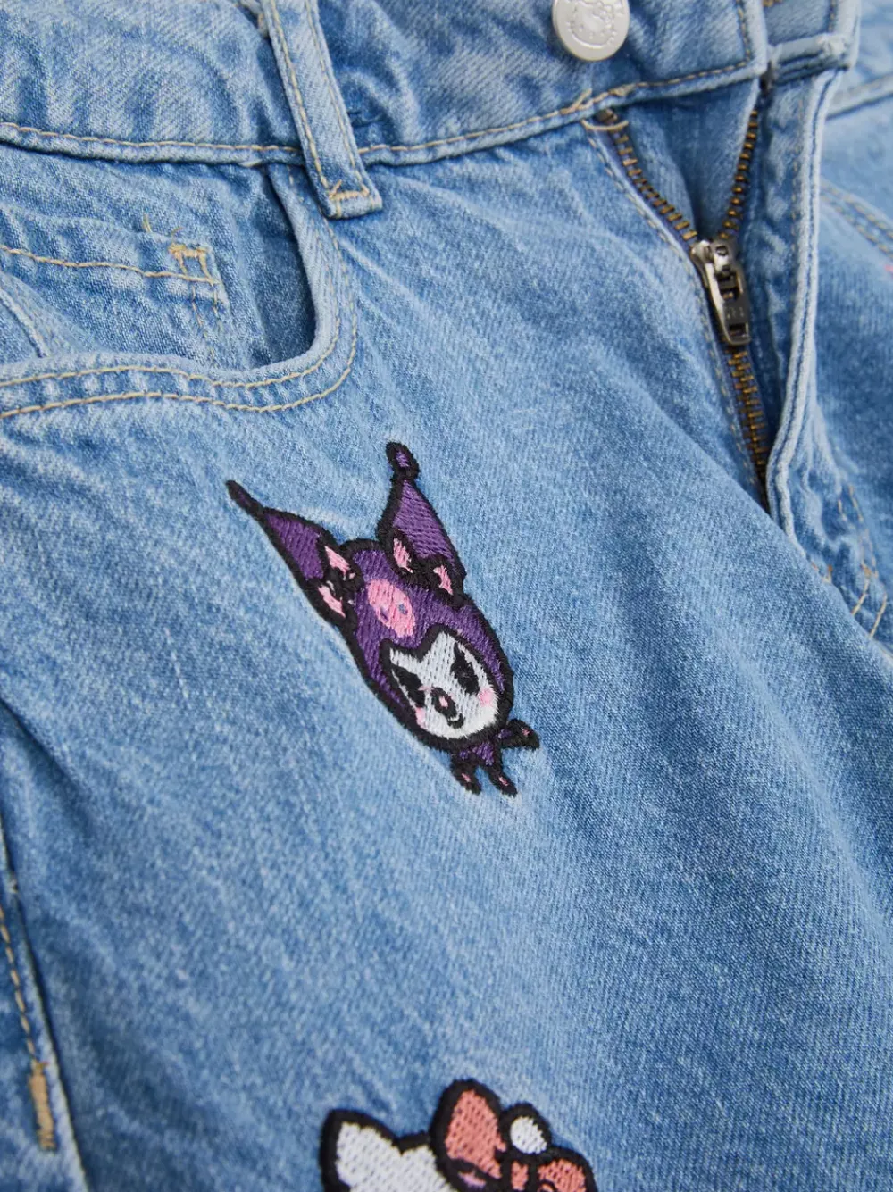 Dzieci Primark Szorty<Jeansowe szorty z motywem Hello Kitty i przyjaciół