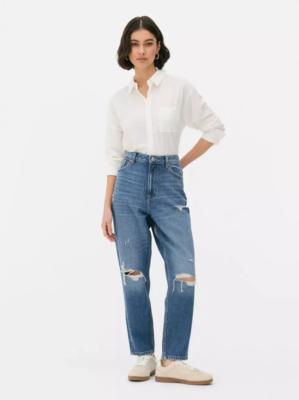 Primark Jeansy<Jeansy typu mom z rozdarciami