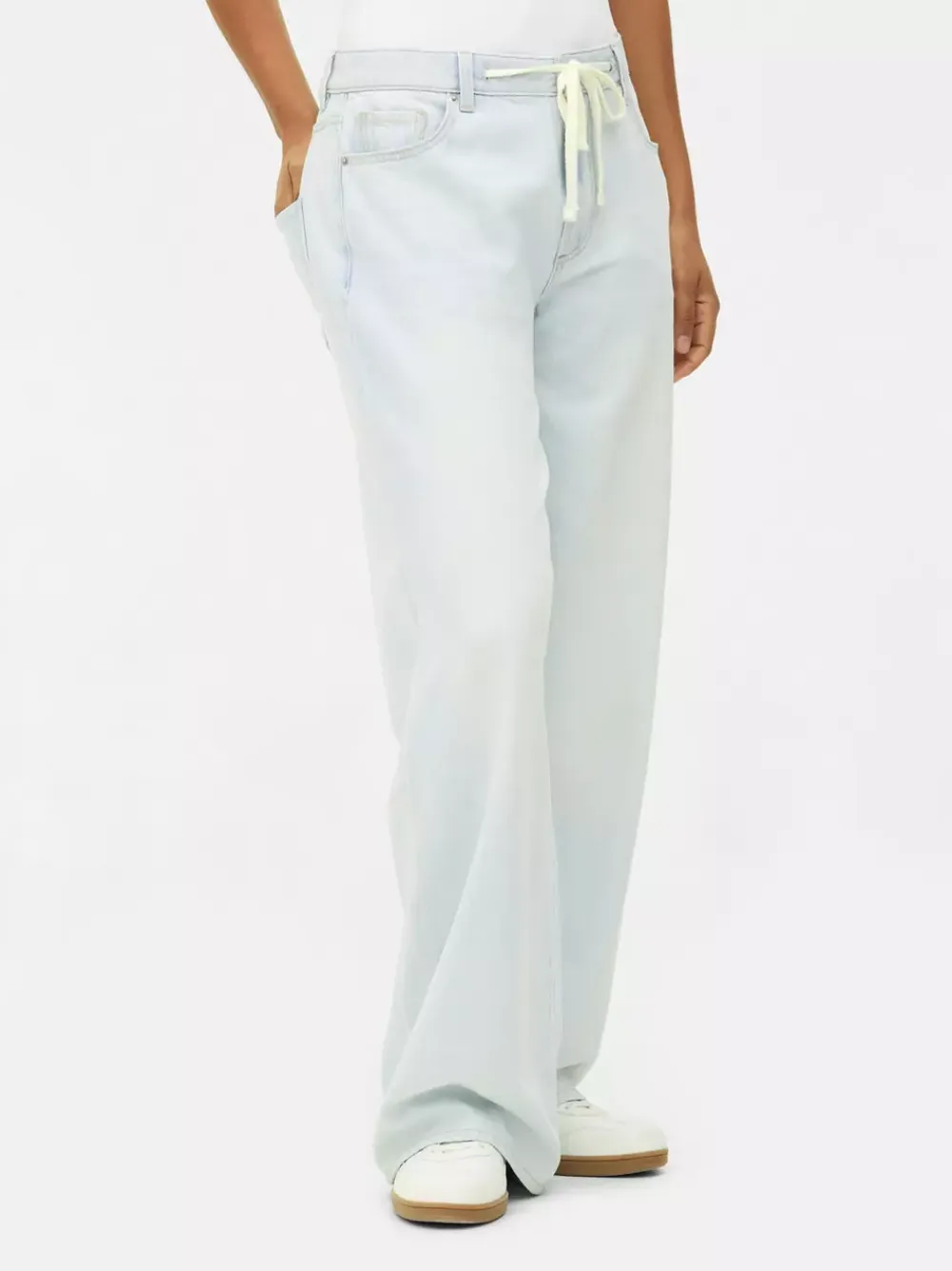 Primark Jeansy<Jeansy z szerokimi nogawkami i wiązaniem w talii