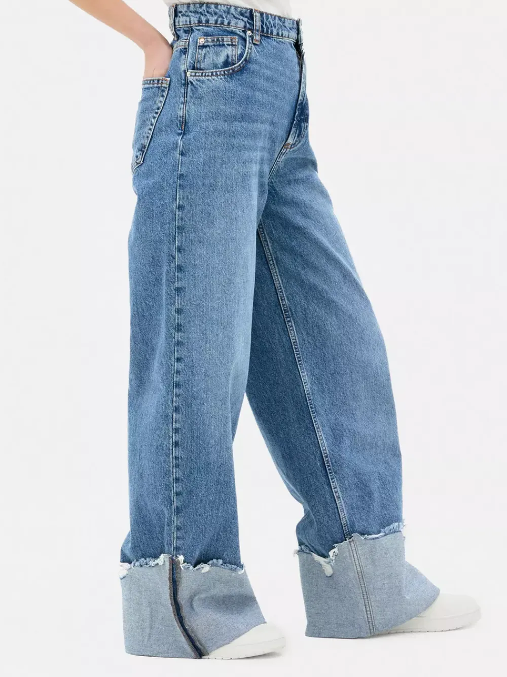Primark Jeansy<Jeansy z szerokimi podwijanymi nogawkami