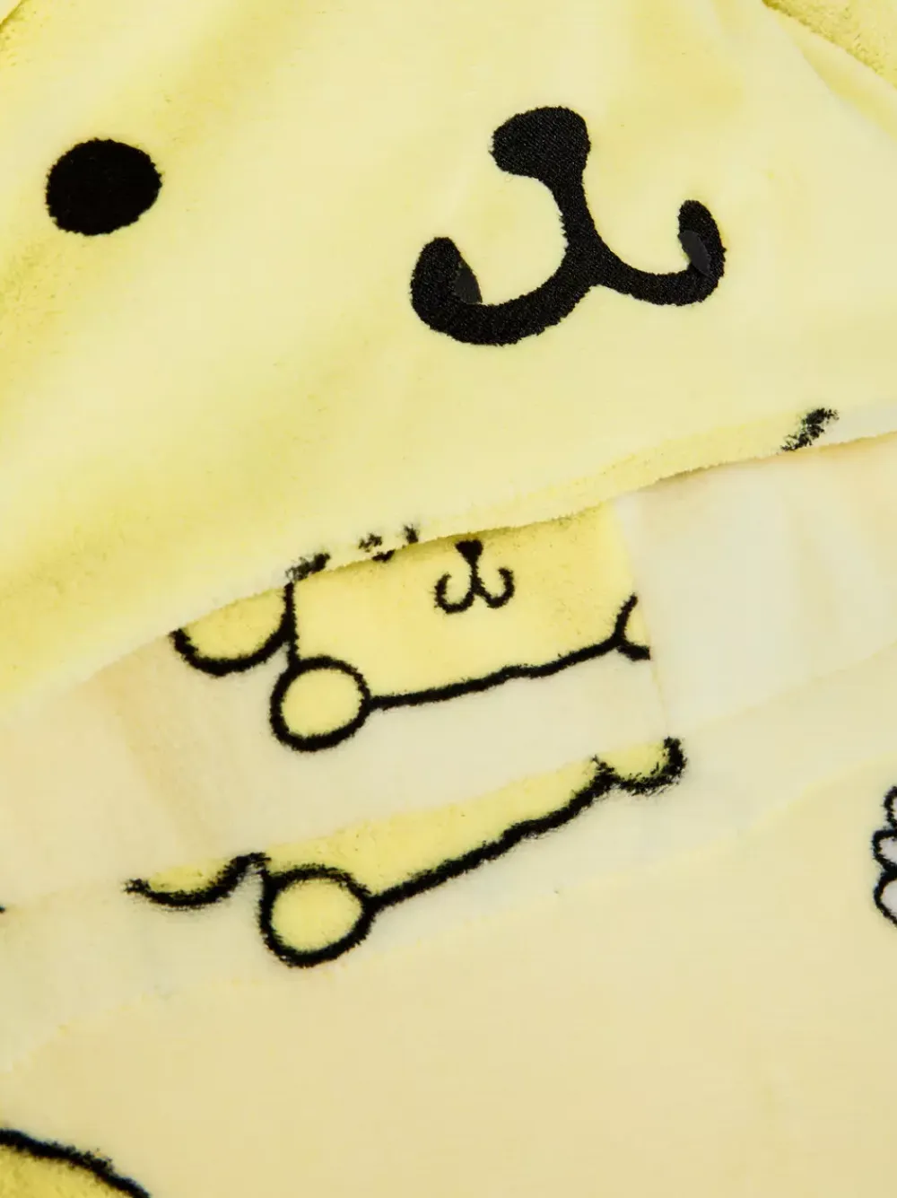 Primark Koce I Narzuty<Kocyk z kapturem i Pompompurinem z Hello Kitty
