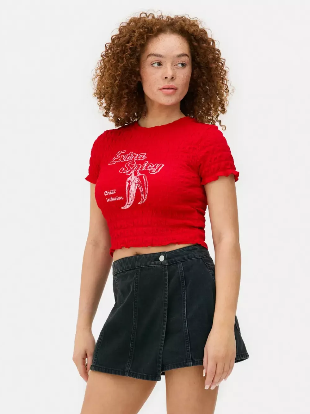 Primark Topy I T-Shirty<Krótka koszulka z nadrukiem i marszczeniami