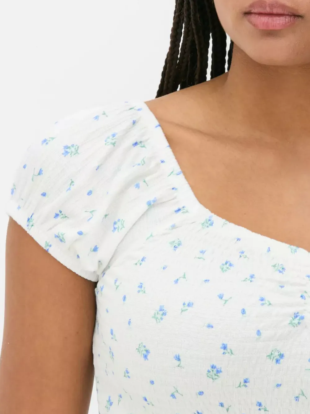 Primark Topy I T-Shirty<Krótki top z nadrukiem i marszczeniami od zestawu