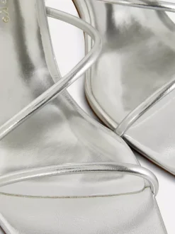 Primark Szpilki<Metaliczne sandały na obcasie klockowym