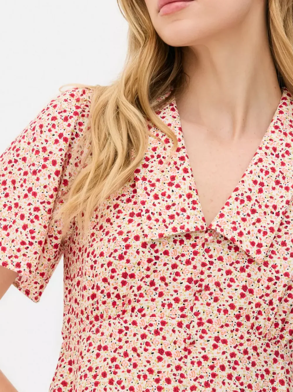 Primark Sukienki<Minisukienka popołudniowa z kołnierzykiem na guzik