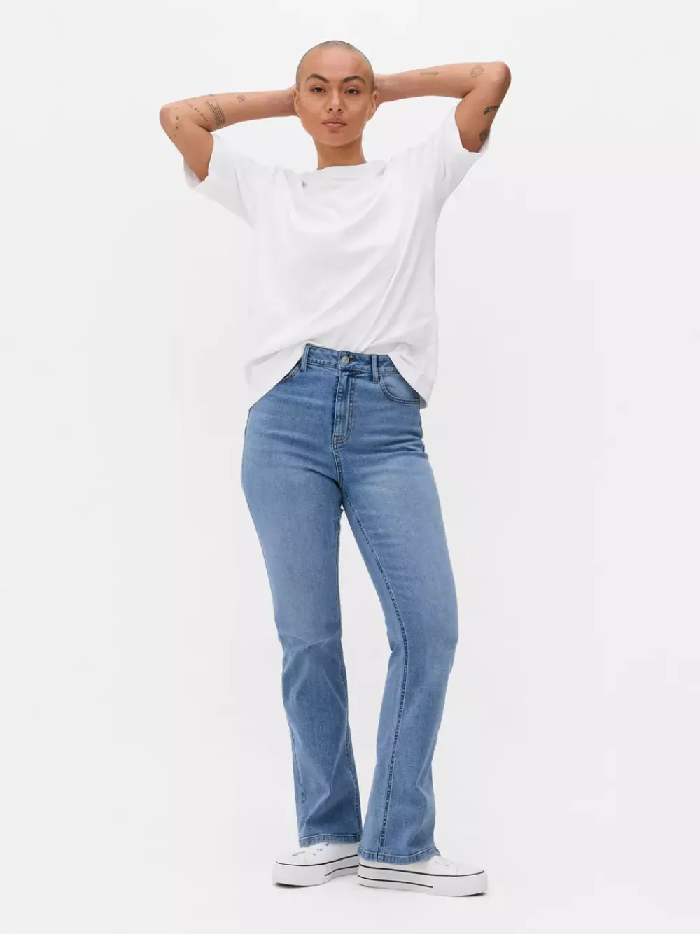 Primark Jeansy<Modelujące jeansy o kroju slim z rozszerzaną nogawką