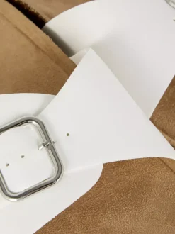 Primark Sandały<Płaskie sandały z pojedynczym paskiem