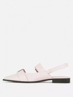 Primark Płaskie Buty<Płaskie spiczaste baleriny z paskiem z oczkami
