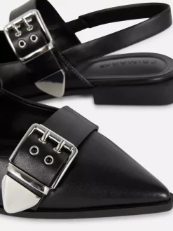 Primark Płaskie Buty<Płaskie spiczaste baleriny z paskiem z oczkami