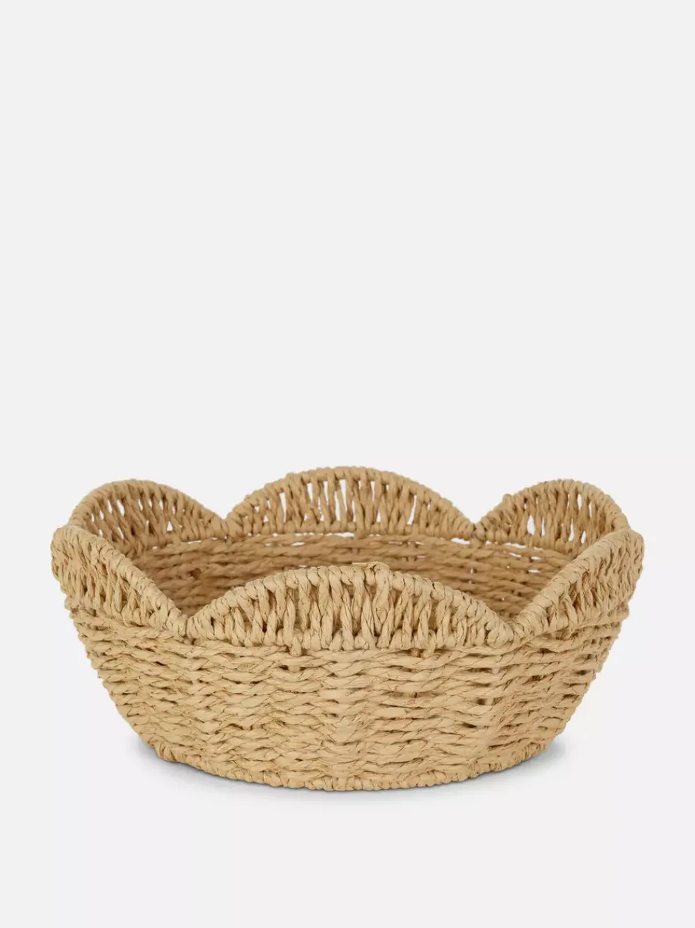 Primark Talerze, Miski I Naczynia<Pleciony kosz na owoce z muszelkowym wykończeniem