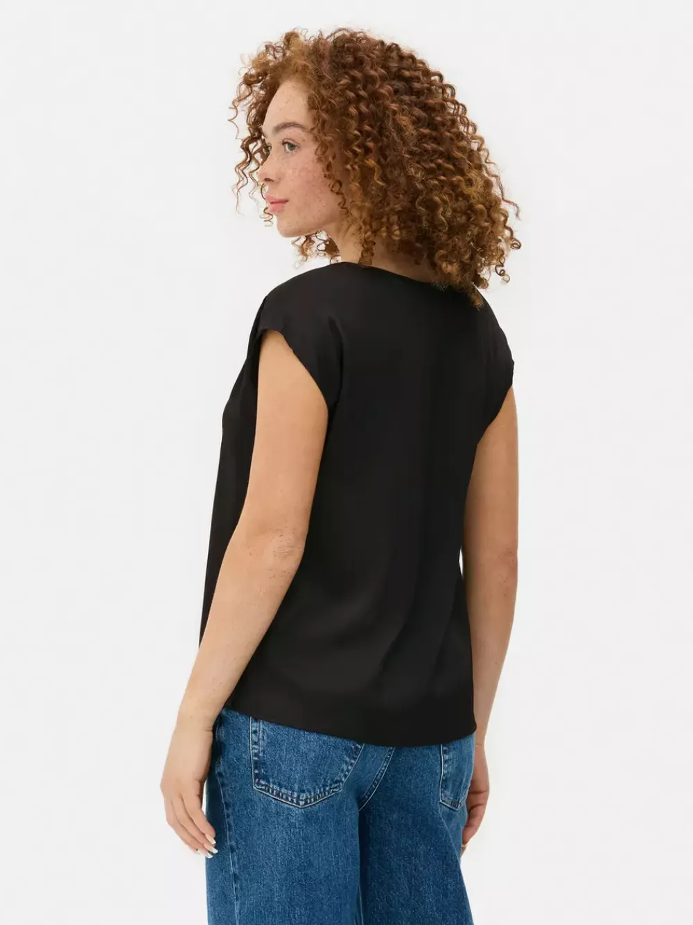 Primark Koszule I Bluzki<Satynowy T-shirt z dekoltem w serek