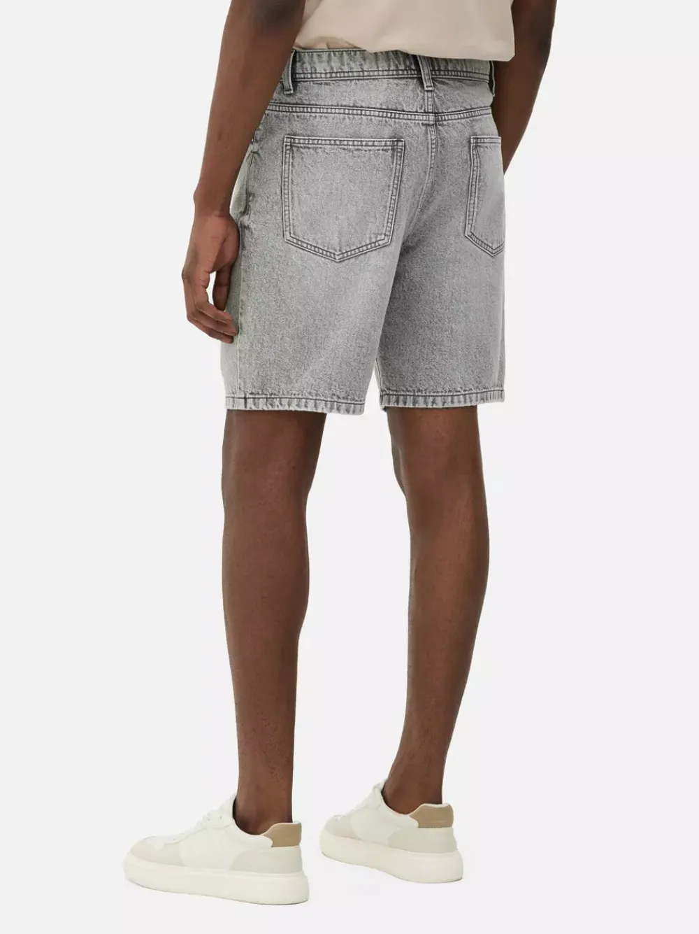 Primark Szorty<Spodenki jeansowe z przetarciami