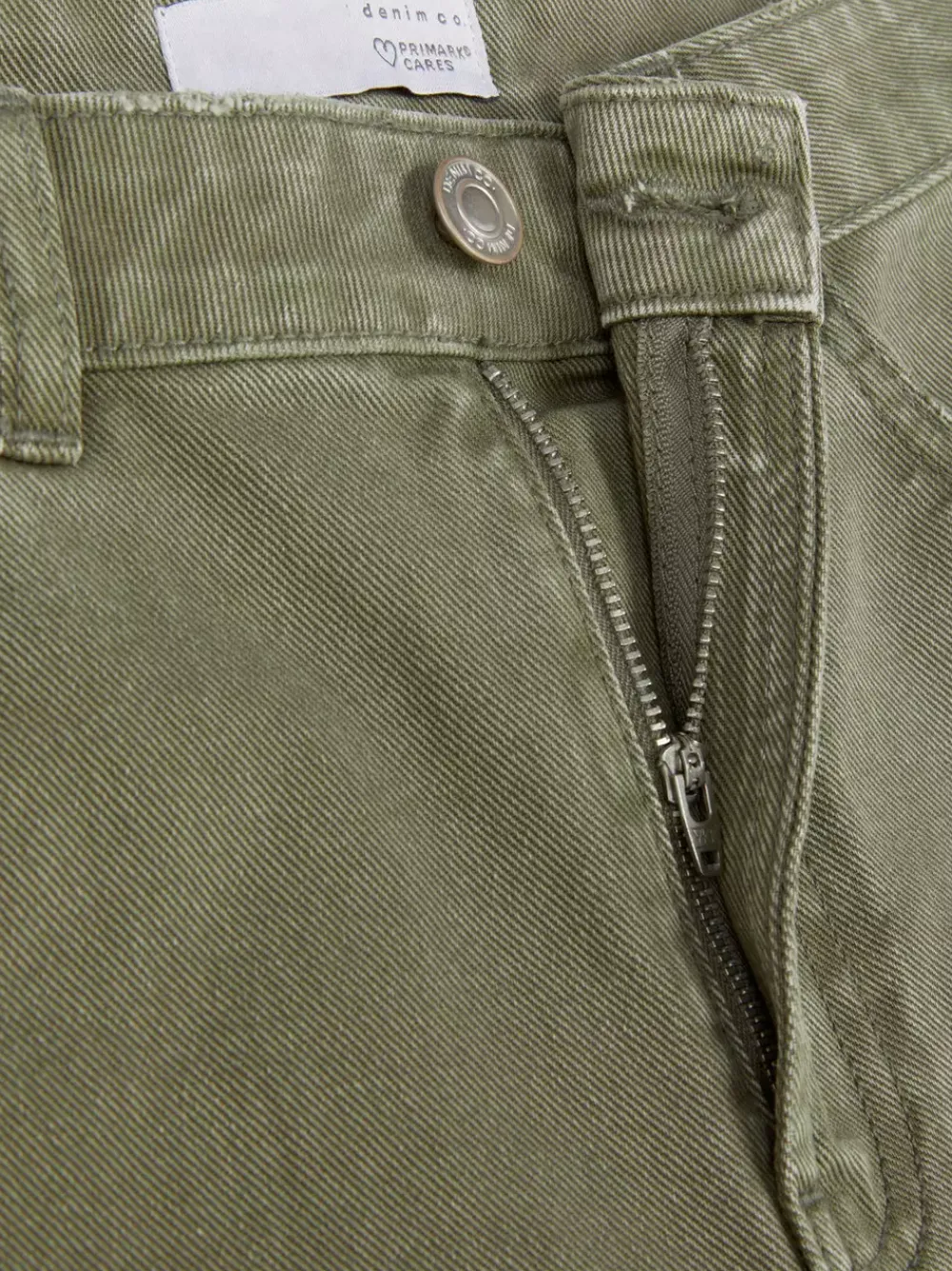 Primark Szorty<Spodenki jeansowe z przetarciami