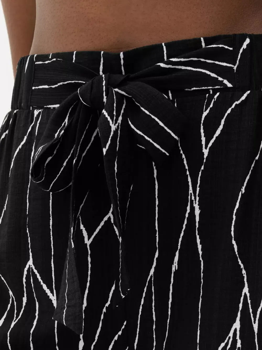 Primark Spodnie I Legginsy<Spodnie palazzo z szerokimi nogawkami i nadrukiem