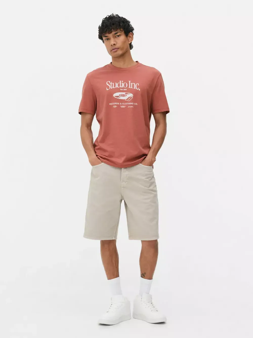 Primark Topy I T-Shirty<„Studio Inc.” T-shirt
