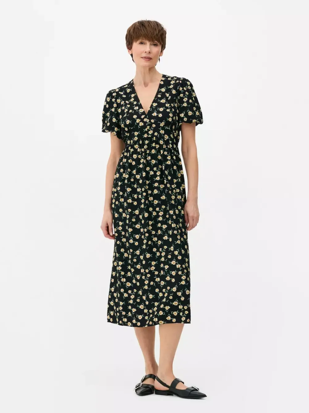 Primark Sukienki<Sukienka midi z dekoltem w serek w kwiaty