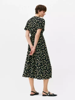 Primark Sukienki<Sukienka midi z dekoltem w serek w kwiaty