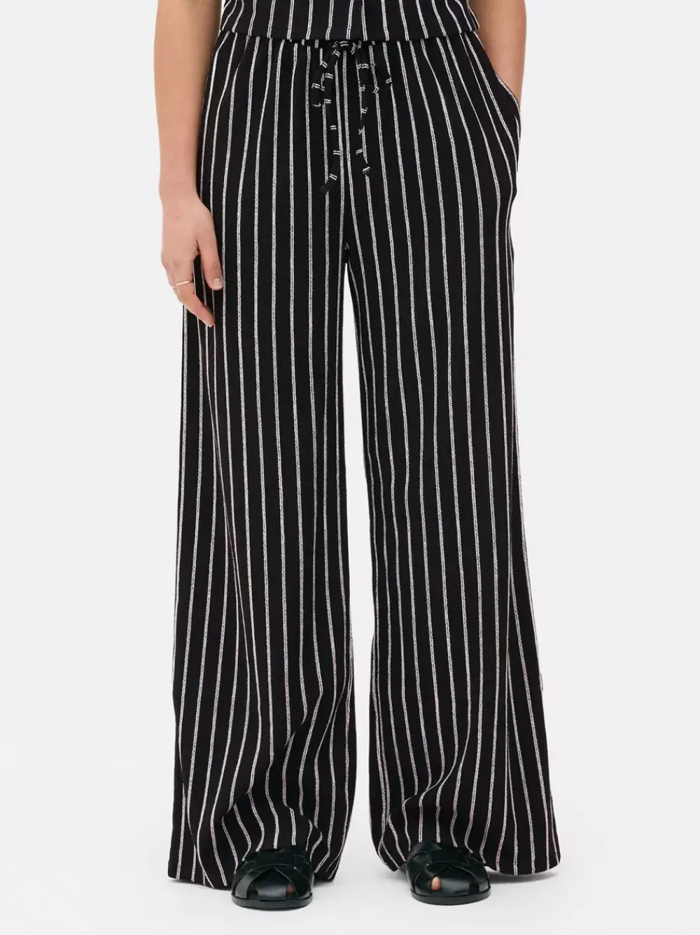Primark Spodnie I Legginsy<Teksturowane spodnie z szeroką nogawką, część zestawu