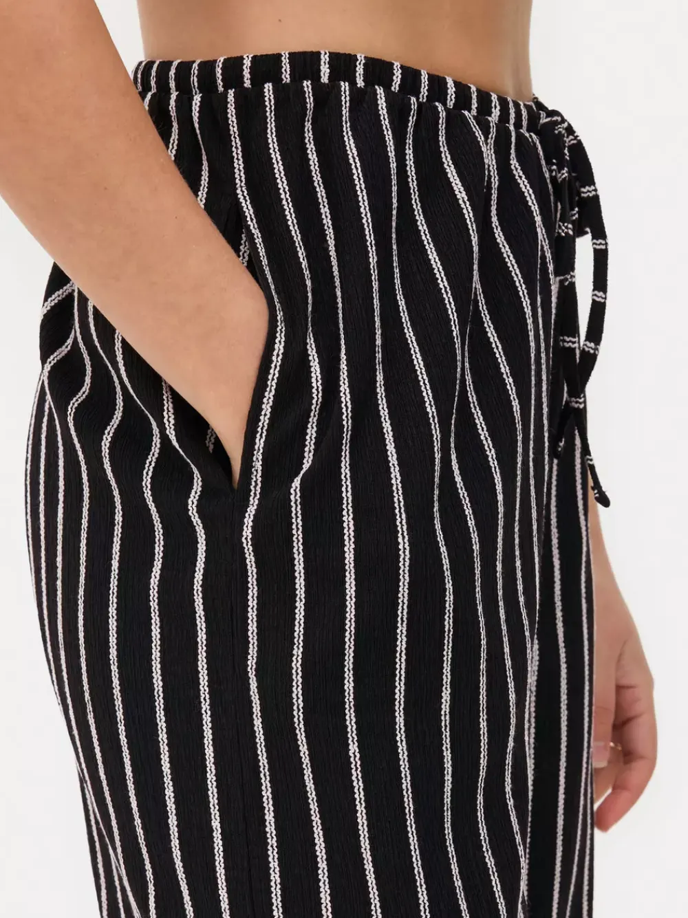 Primark Spodnie I Legginsy<Teksturowane spodnie z szeroką nogawką, część zestawu