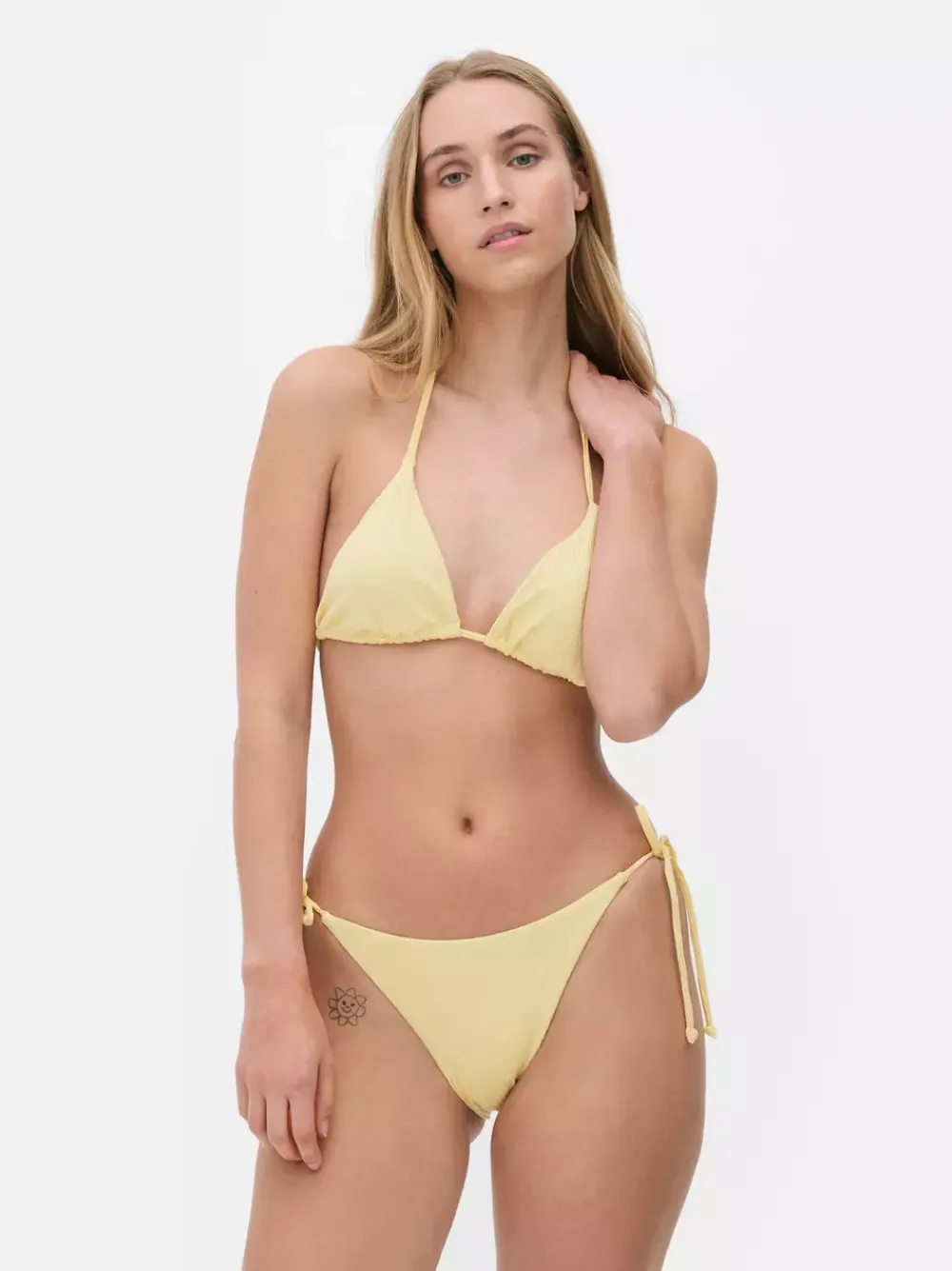 Primark Stroje Kąpielowe I Plażowe<Trójkątna prążkowana góra od bikini