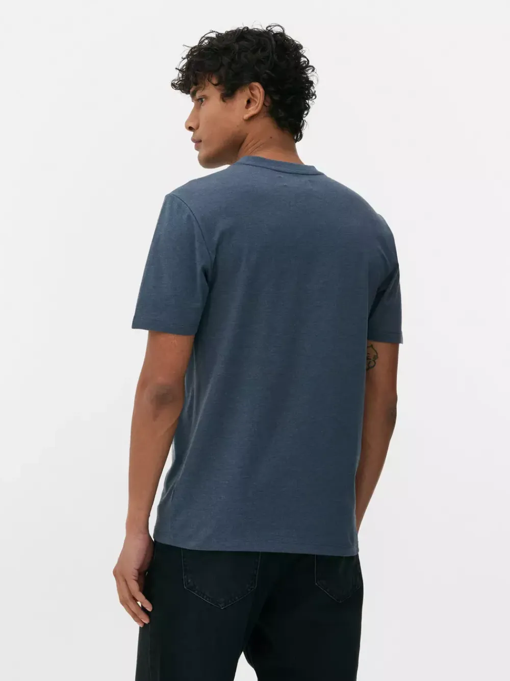 Primark Topy I T-Shirty<T-shirt o kroju slim