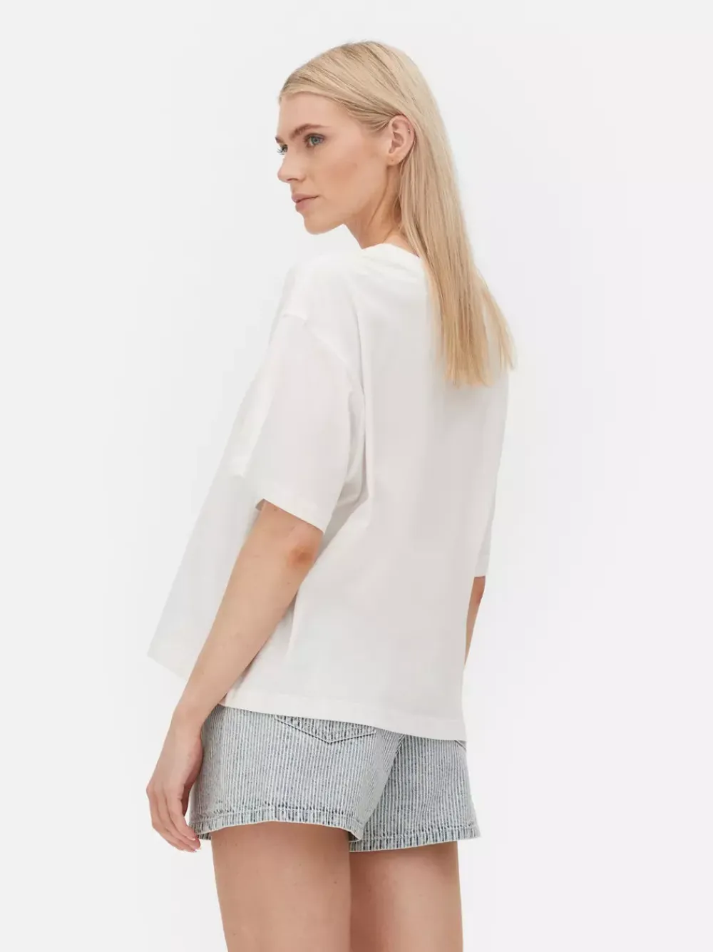 Primark Topy I T-Shirty<T-shirt o kwadratowym kroju