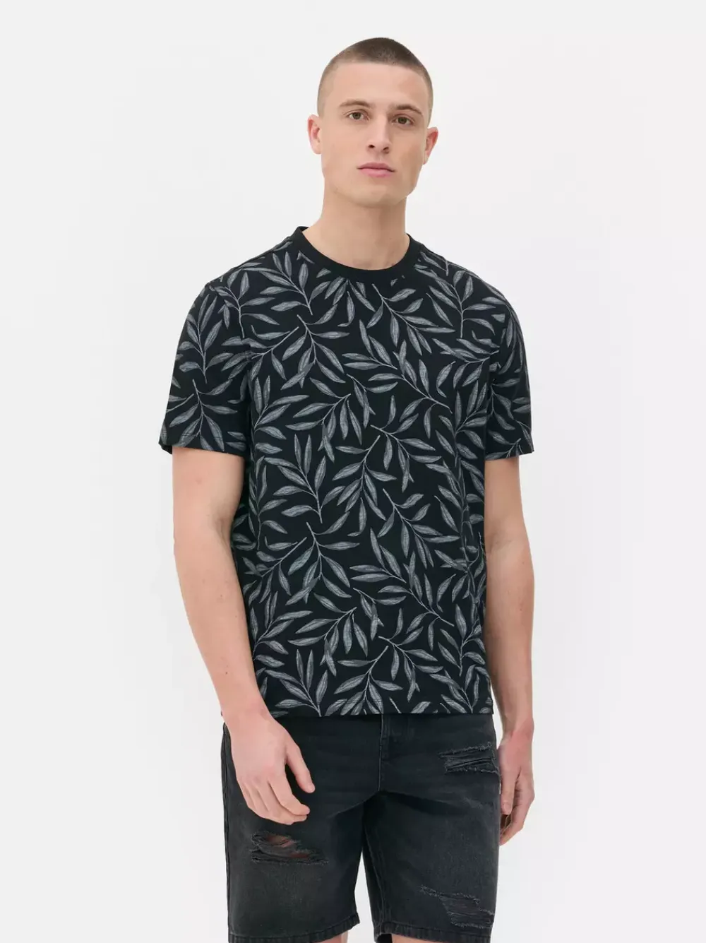 Primark Topy I T-Shirty<T-shirt ze wzorem liście