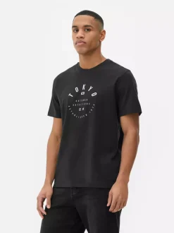 Primark Topy I T-Shirty<T-shirt z krótkim rękawem i napisem Tokyo