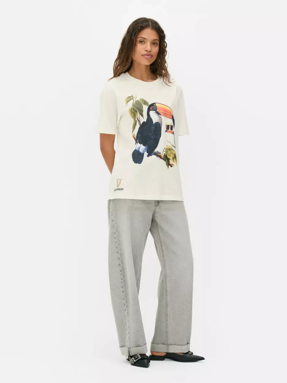 Primark Topy I T-Shirty<T-shirt z motywem tukana, symbolu Guinnessa