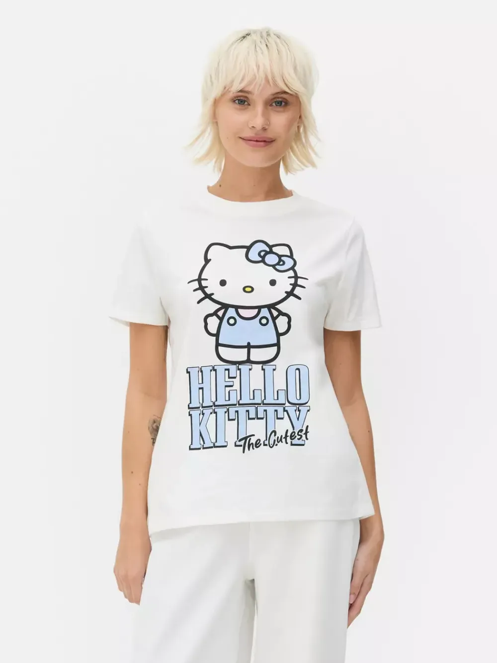 Primark Topy I T-Shirty<T-shirt z nadrukiem Hello Kitty