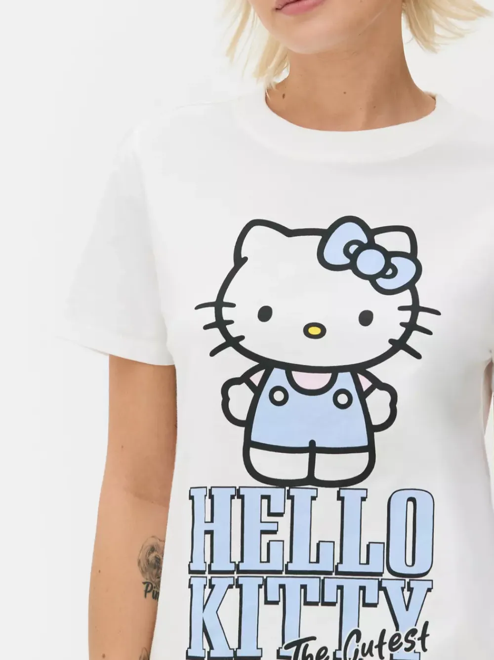 Primark Topy I T-Shirty<T-shirt z nadrukiem Hello Kitty