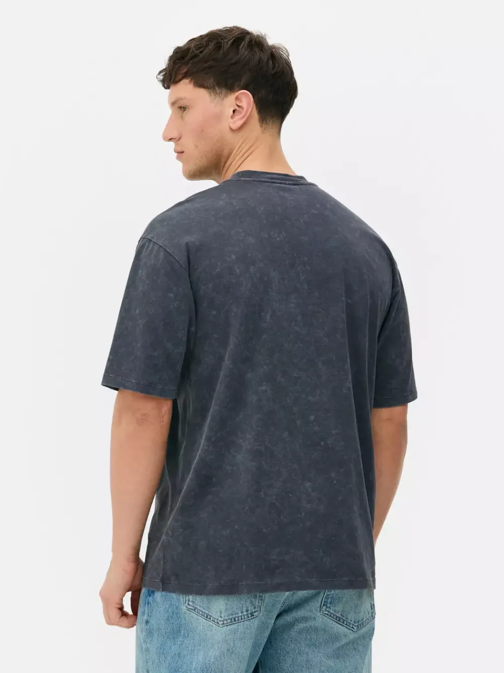 Primark Topy I T-Shirty<T-Shirt z nadrukiem Kurta Cobaina i efektem sprania