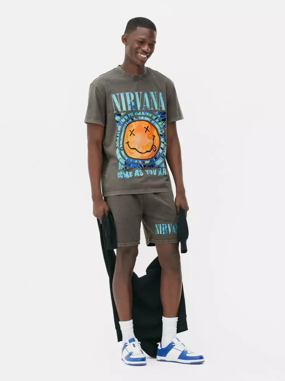Primark Topy I T-Shirty<T-shirt z nadrukiem Nirvana, część zestawu