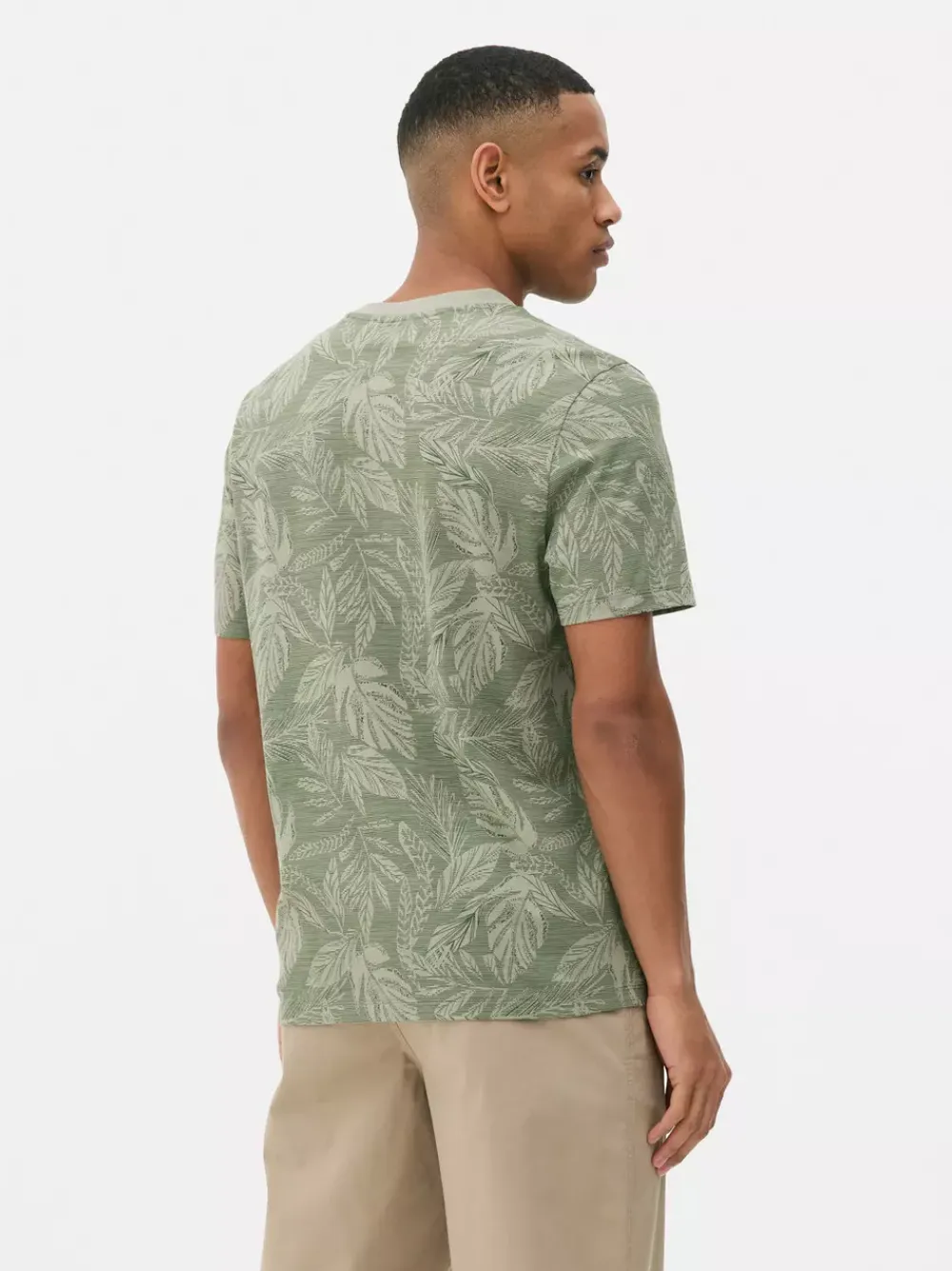 Primark Topy I T-Shirty<T-shirt z nadrukiem w liście