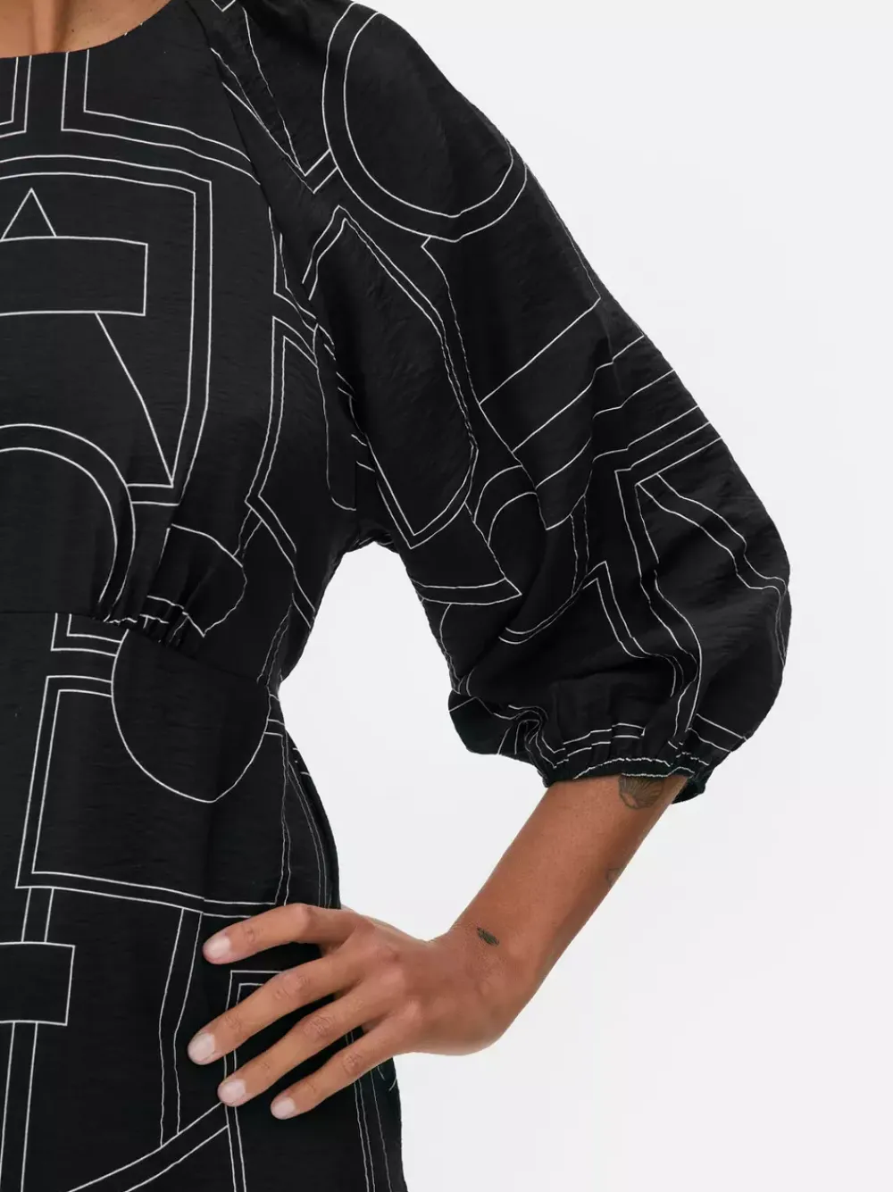 Primark Sukienki<Wzorzysta sukienka midi